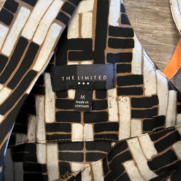 Patterned top - Picture 2 of 2